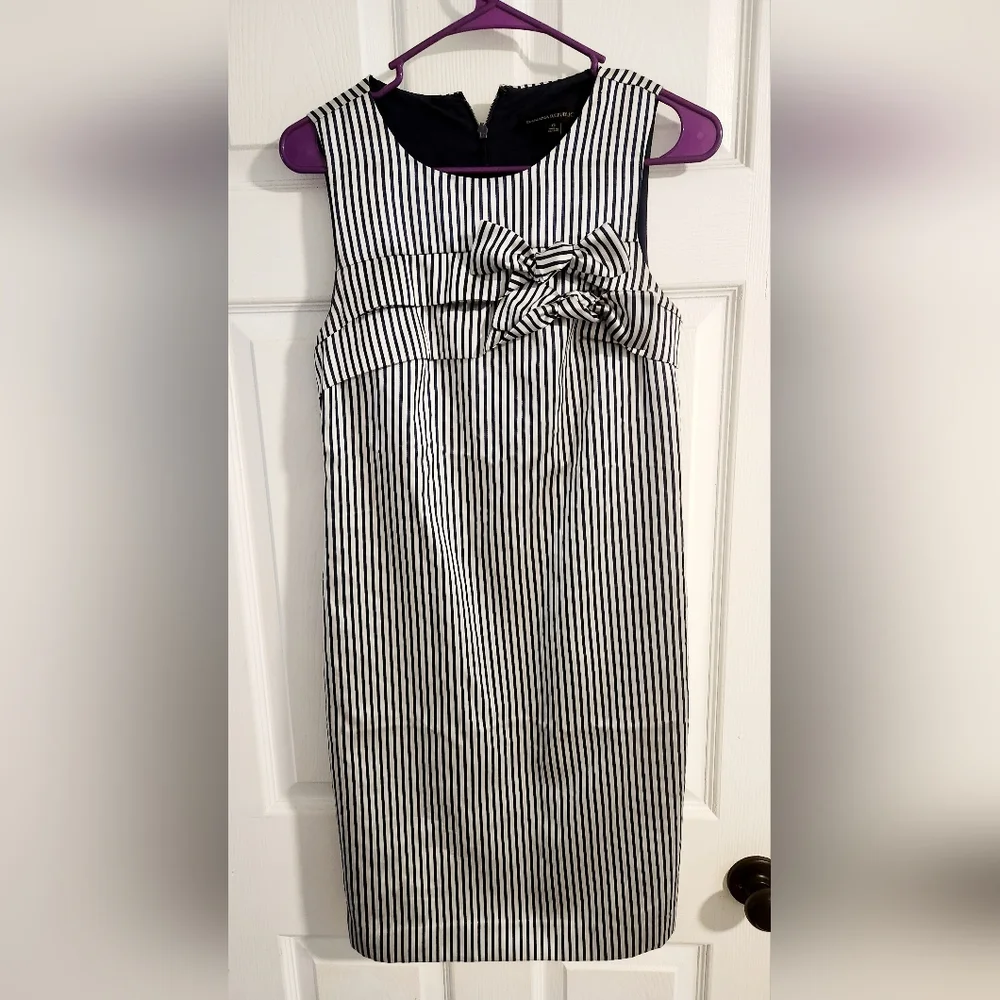 Dress - Picture 1 of 3